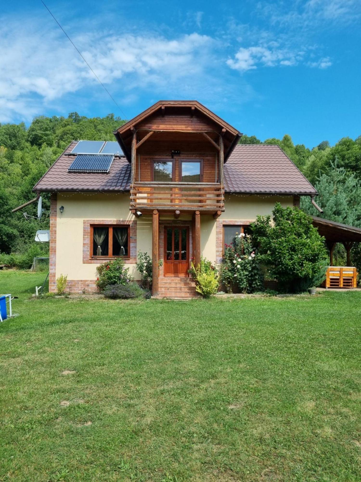 Katalin Kulcsoshaz Hotel Băile Chirui Exterior photo