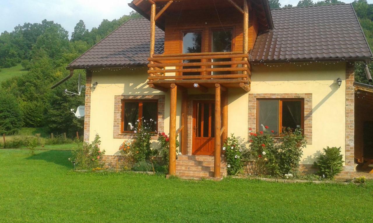 Katalin Kulcsoshaz Hotel Băile Chirui Exterior photo